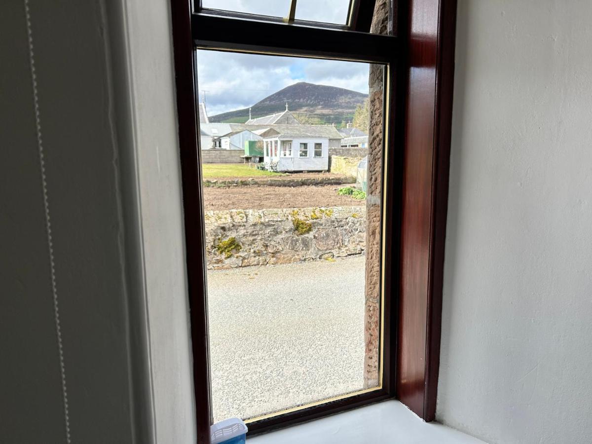 Lottie'S Cottage, Rhynie, Aberdeenshire Exterior foto